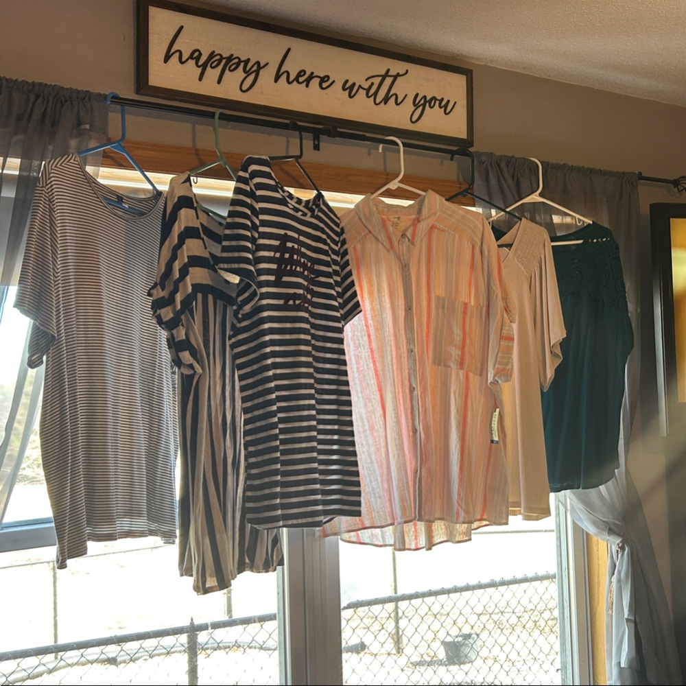 2X Women's Top Bundle - (6)